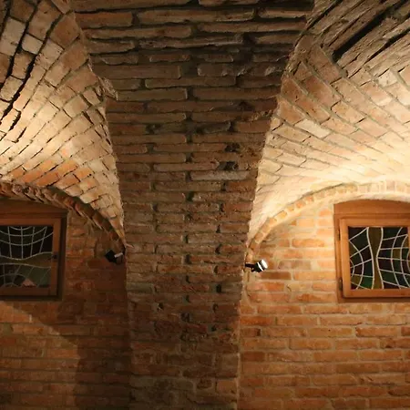 Jesuitska بيت ضيافة زنويمو